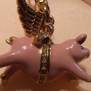 Juicy Couture  2010 Gold Tone When Pigs Fly Charm